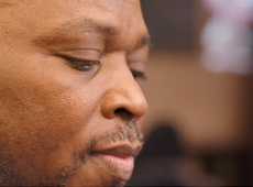 Innove keeleeksamid. B1. Portreelugu Saaremaal elavast juuksurist Robbie Robertsist